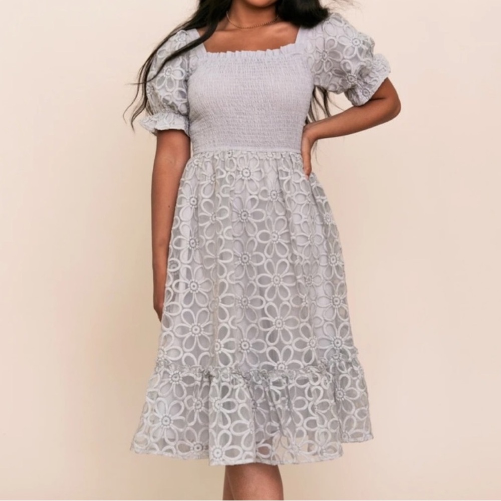 Ivy City Co Destiny Dress - Picture 13 of 14